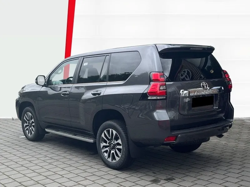 Toyota Land cruiser Executive 2.8 D-4D =NEW= Distronic Гаранция Image 4