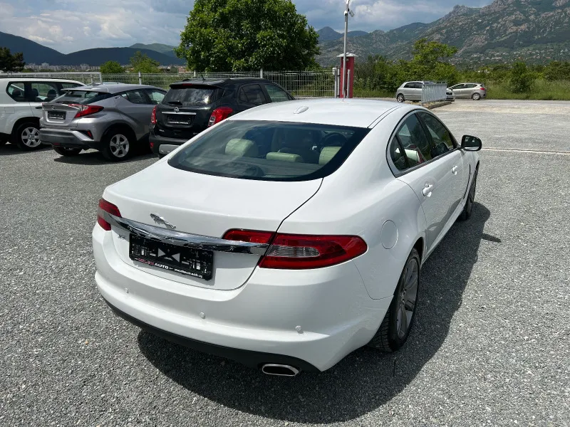 Jaguar Xf (KATO НОВА) Image 6