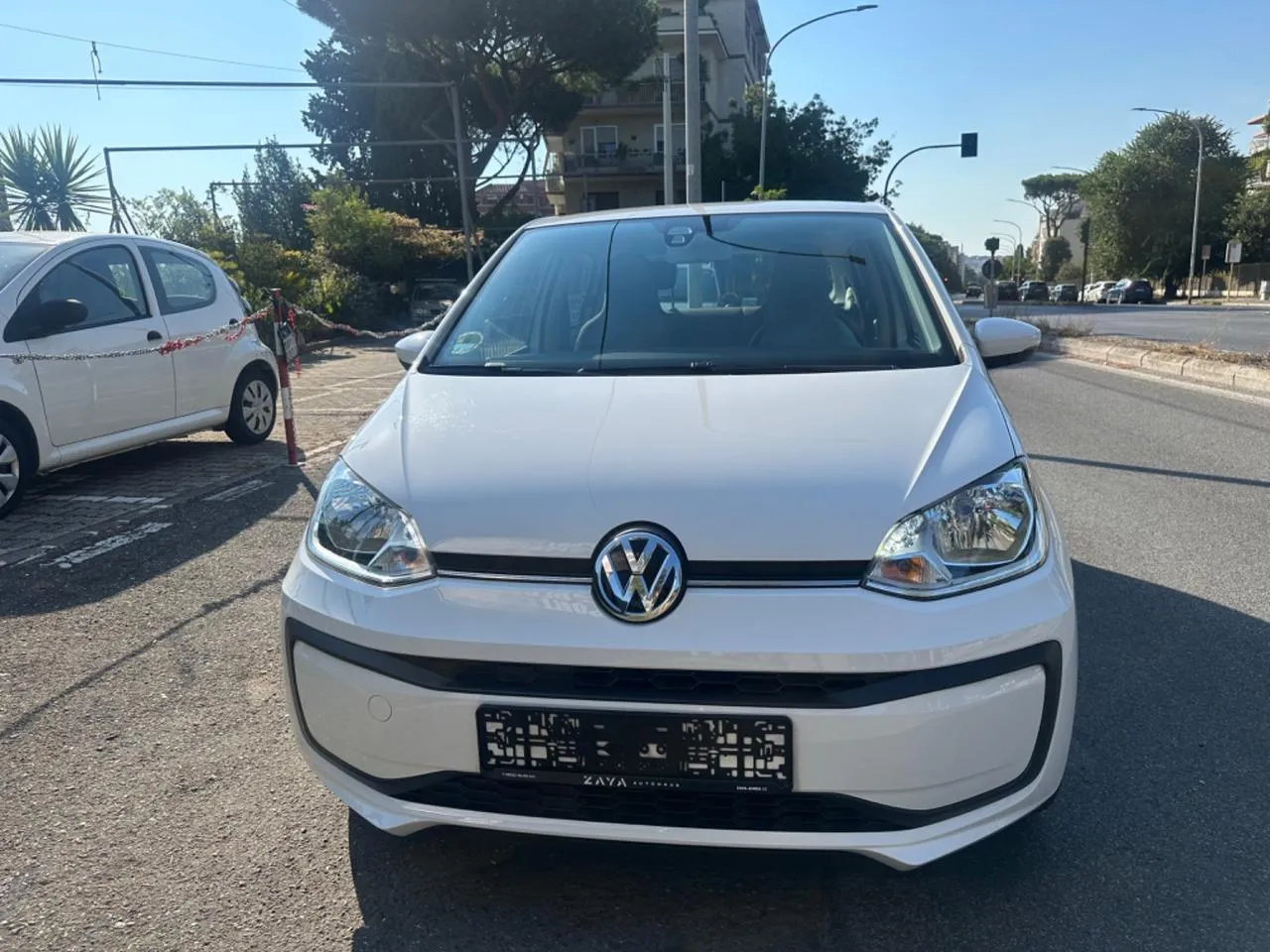 VOLKSWAGEN up! 1.0 75 CV 5p. move up! Image 2