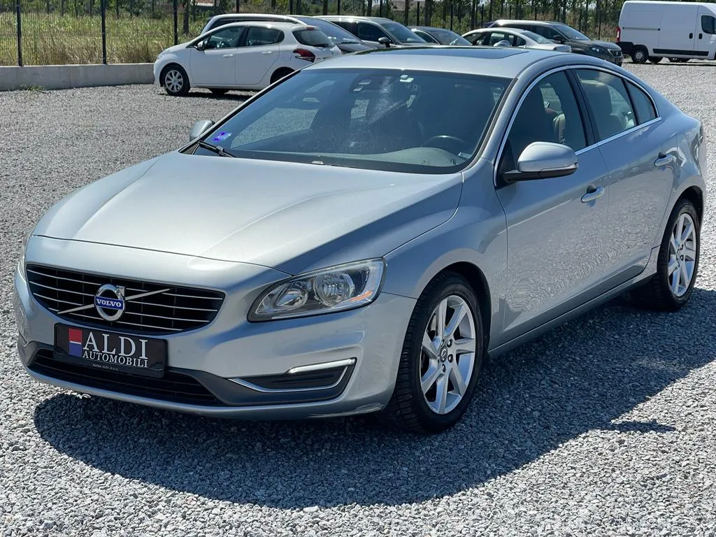 Volvo S60 2.0 D4/Summum Image 1