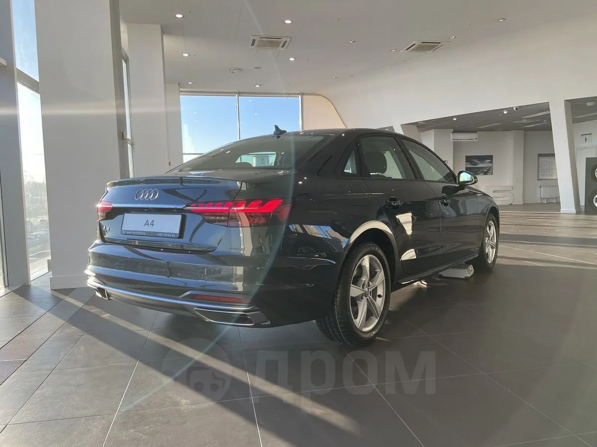 Audi A4 2.0 45 TFSI quattro S tronic Sport Image 4